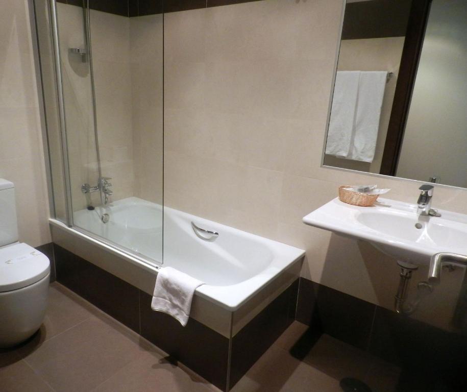 Hotel Rio Hortega Valladolid Zimmer foto